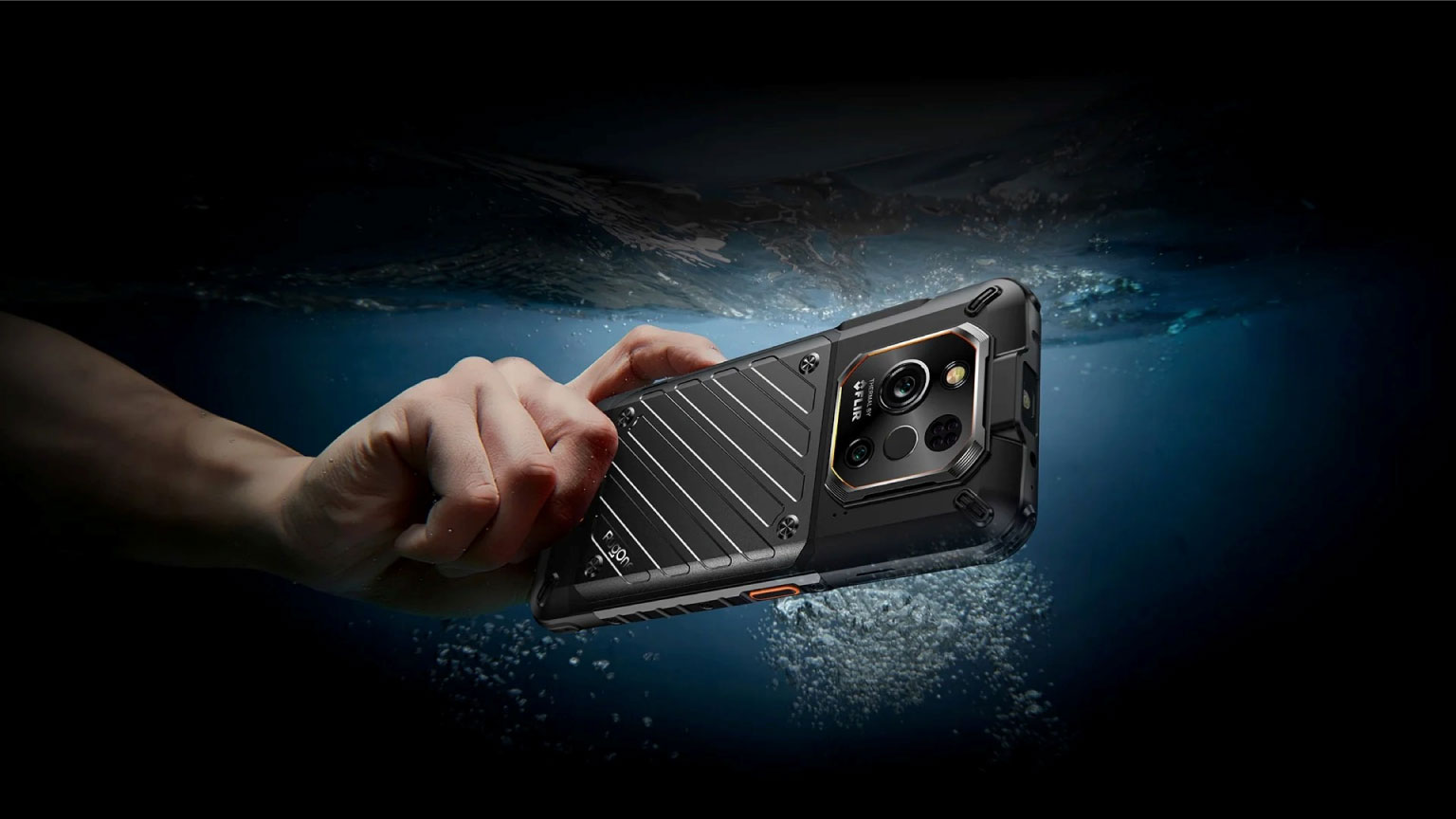 Xever 7 Pro 2 meters or 30 minutes water resistance